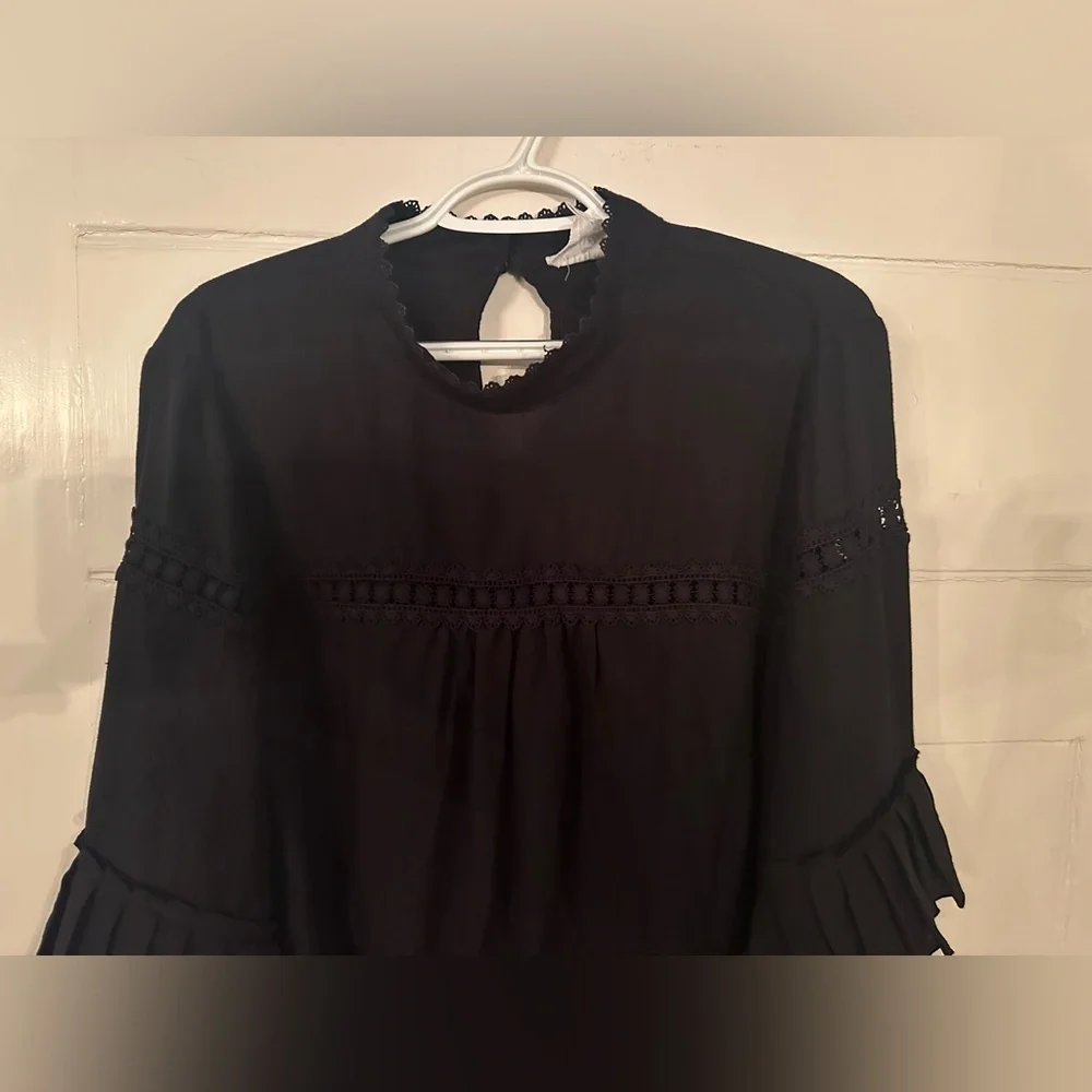 Tracy Reese Elegant Black Blouse with Ruffle Sleeves - Picture 5 of 11
